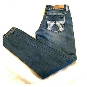 Seven7 Jeans